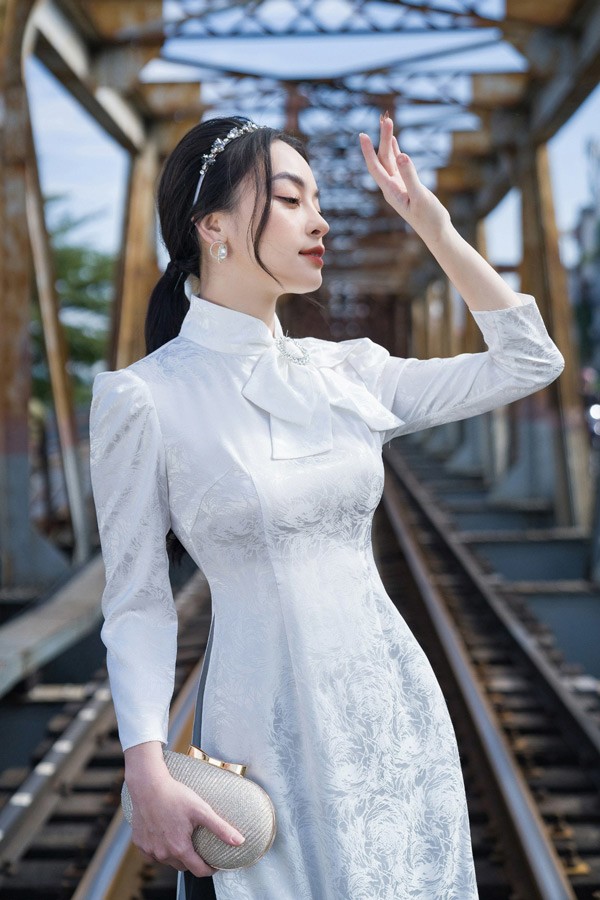Top 5 mẫu áo dài bà sui đẹp nhất năm 2023 (1) - Đầm Quỳnh Anh Luxury Fashion