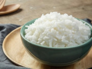 Sức khỏe - Ăn cơm nguội có tốt hơn ăn cơm nóng? Đáp án của chuyên gia khiến ai cũng phải gật gù