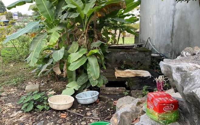 Khu vực bể nước phát hiện thấy hài cốt của chị T.