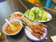 Lifestyle - 5 quán nem lụi chuẩn đúng điệu Đà Nẵng, khách lúc nào cũng nườm nượp đứng chờ