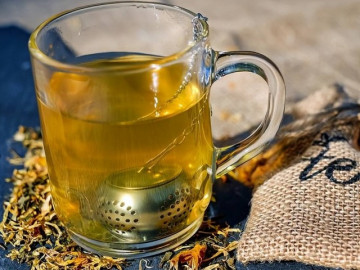 Uống trà lâu ngày tốt hay hại thận? Nếu mắc phải những sai lầm này sớm muộn thận cũng hỏng