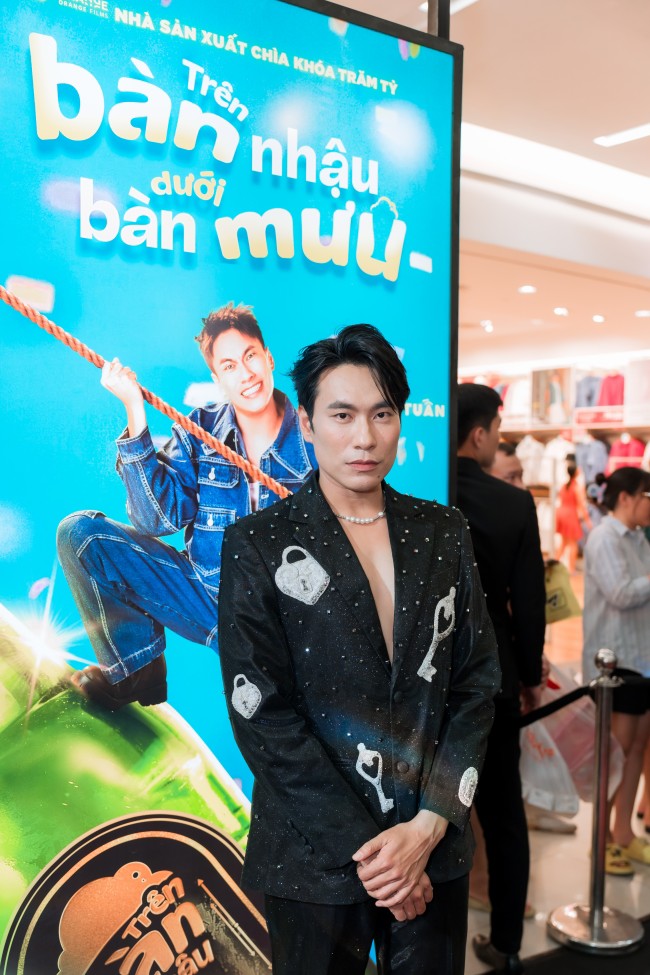 ... dễ hơn Kiều Minh Tuấn.
