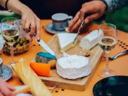 Lifestyle - Cách thưởng thức phomai sao cho đúng điệu, tận hưởng trọn vẹn hương vị và kết cấu