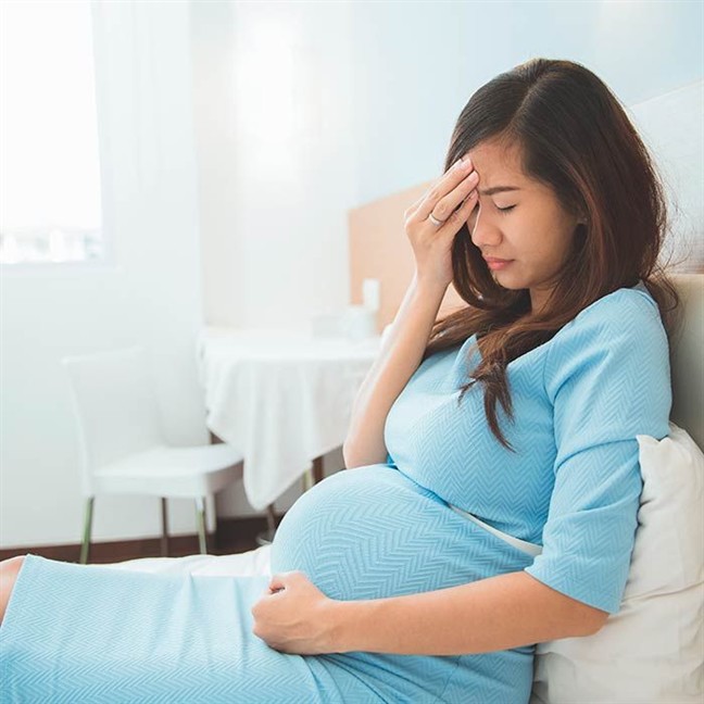 Chỉ khổ con dâu đang bầu mà bị chồng mắng té tát vì chuyện đồng ý cho tôi bán nhà. (Ảnh minh họa)