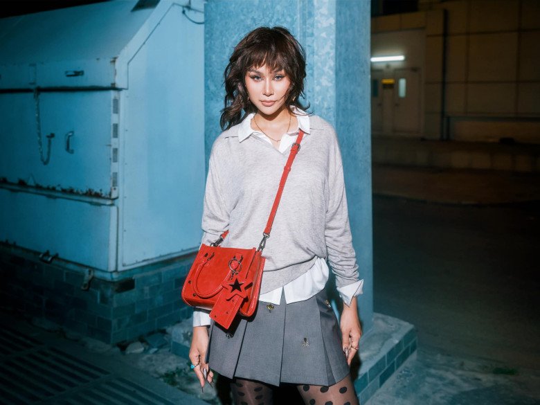 Lê Thu Trang từng đề cập đến câu chuyện mình PTTM nhưng nếu chỉ dừng lại ở khoản make-up thì cũng đủ để khiến cho cô nàng trở nên khác lạ.