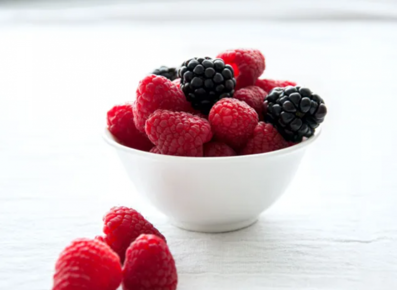 10 loại thực phẩm l&agrave;m thay đổi ho&agrave;n to&agrave;n sức khỏe của bạn v&agrave;o năm 2024, nhiều chuy&ecirc;n gia cũng khuy&ecirc;n d&ugrave;ng - 4