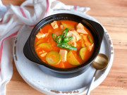 Bếp Eva - Cách nấu canh kim chi đậu phụ nóng hổi, ít cay, cả nhà húp xì xụp ngày lạnh