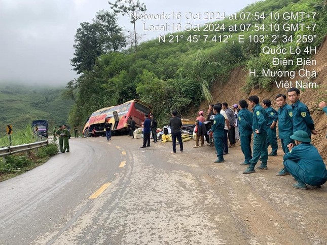 Hiện trường vụ tai nạn khiến 19 người thương vong. Ảnh: Người dân cung cấp