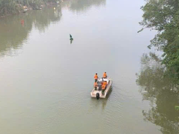 Từ việc 2 nữ sinh lớp 8 nhảy cầu: Cha mẹ cần biết những dấu hiệu trẻ có suy nghĩ tiêu cực, muốn tự sát