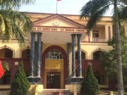 Tin tức - Sàm sỡ nữ cán bộ và uống rượu trong giờ làm việc, Chủ tịch UBND xã bị miễn nhiệm