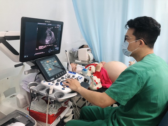 Nếu bị cúm mặc dù đã tiêm phòng cúm cần phải đi khám.