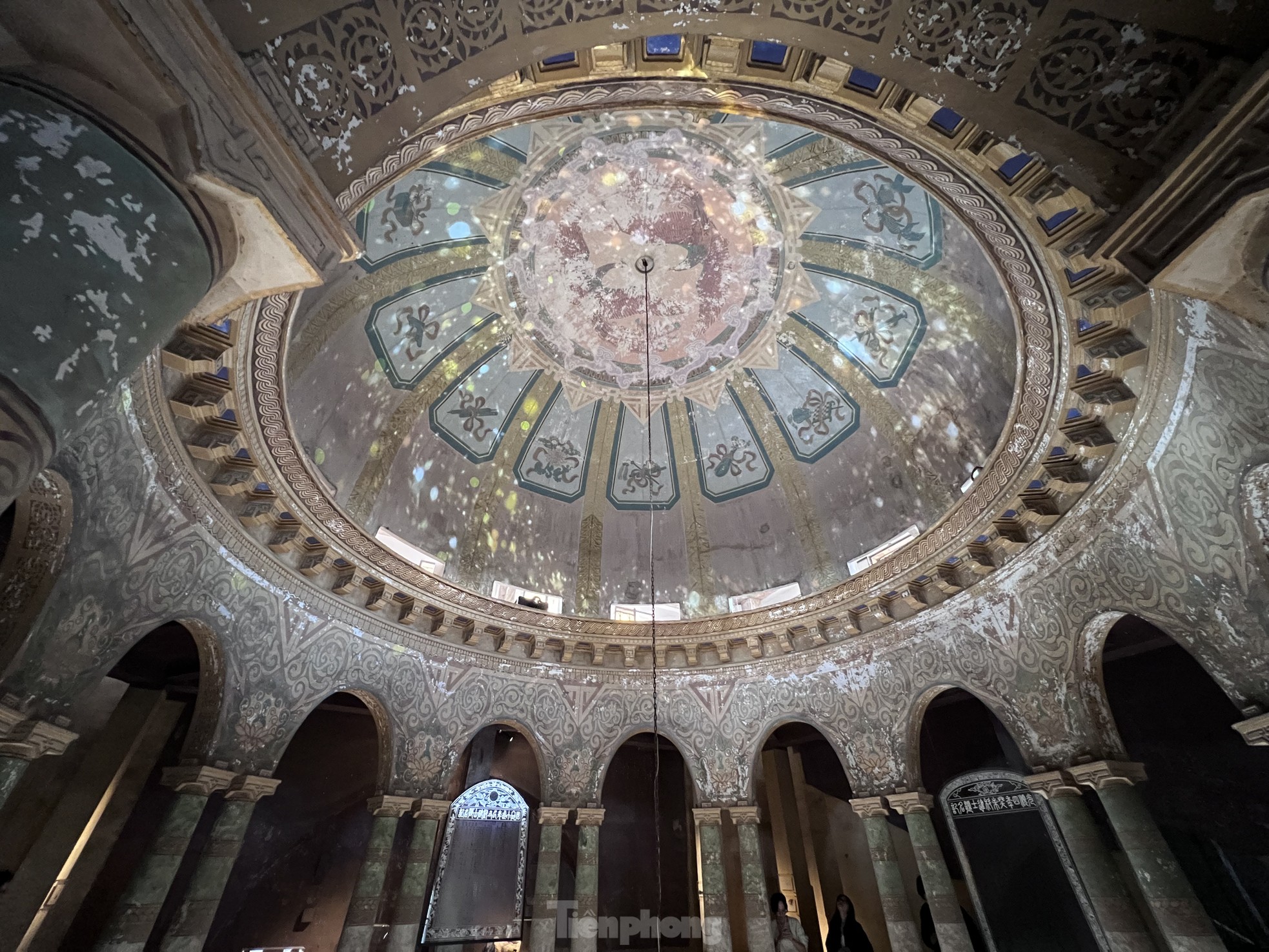 Chiêm ngưỡng hình ảnh tại thánh đường tri thức của Hà Nội - 2