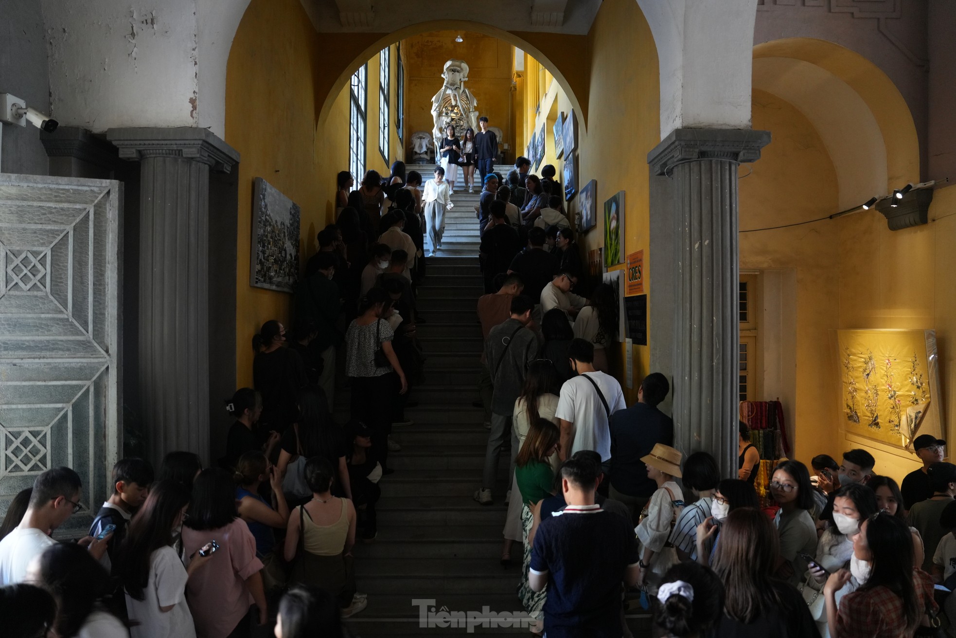 Chiêm ngưỡng hình ảnh tại thánh đường tri thức của Hà Nội - 1