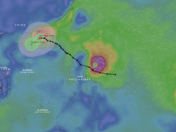 Bão số 8 suy yếu, gần Biển Đông thêm bão rất mạnh