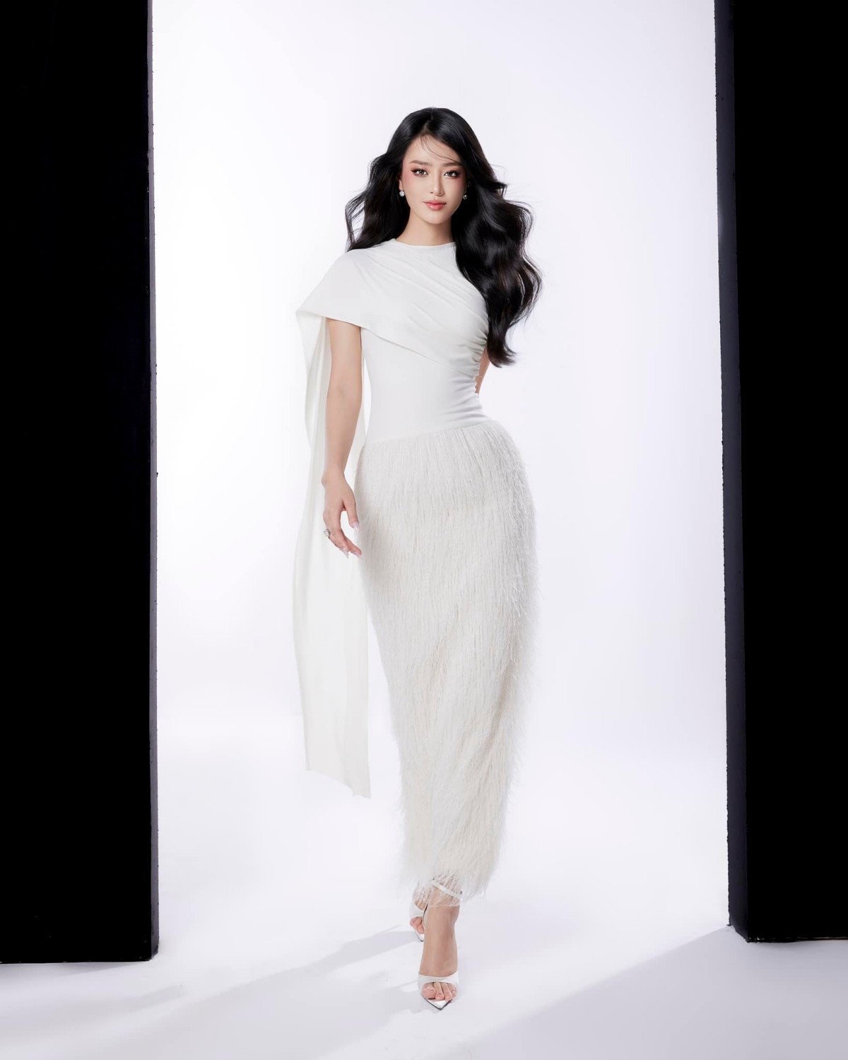 Bùi Khánh Linh khoe sắc vóc nổi trội bên dàn thí sinh Miss Intercontinental 2024 - 3