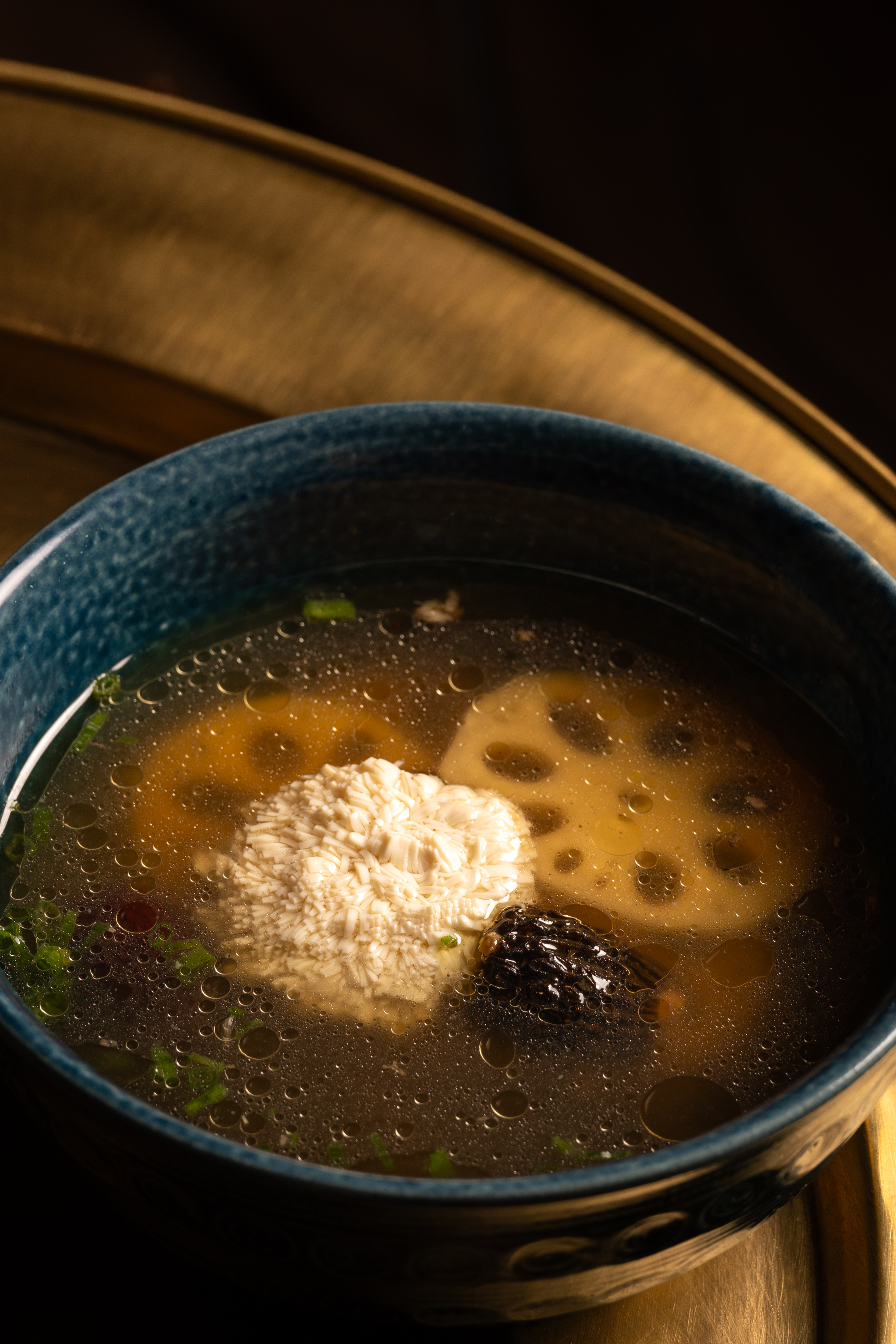 Cỗ làng 2,5 triệu đồng trong nhà hàng Michelin TP HCM - 7