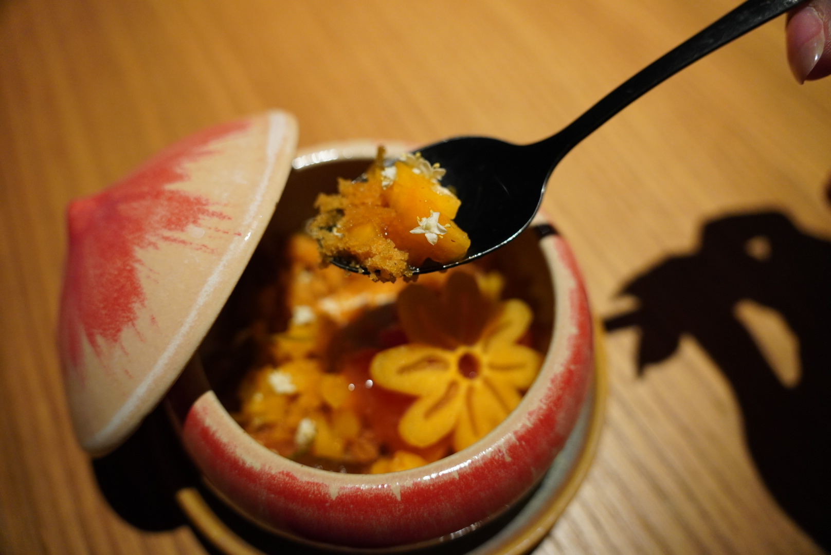 Cỗ làng 2,5 triệu đồng trong nhà hàng Michelin TP HCM - 9