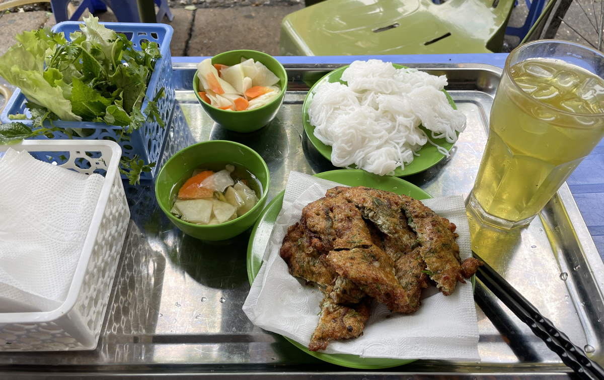 Hàng chả rươi truyền thống hơn 30 năm ở phố cổ - 6