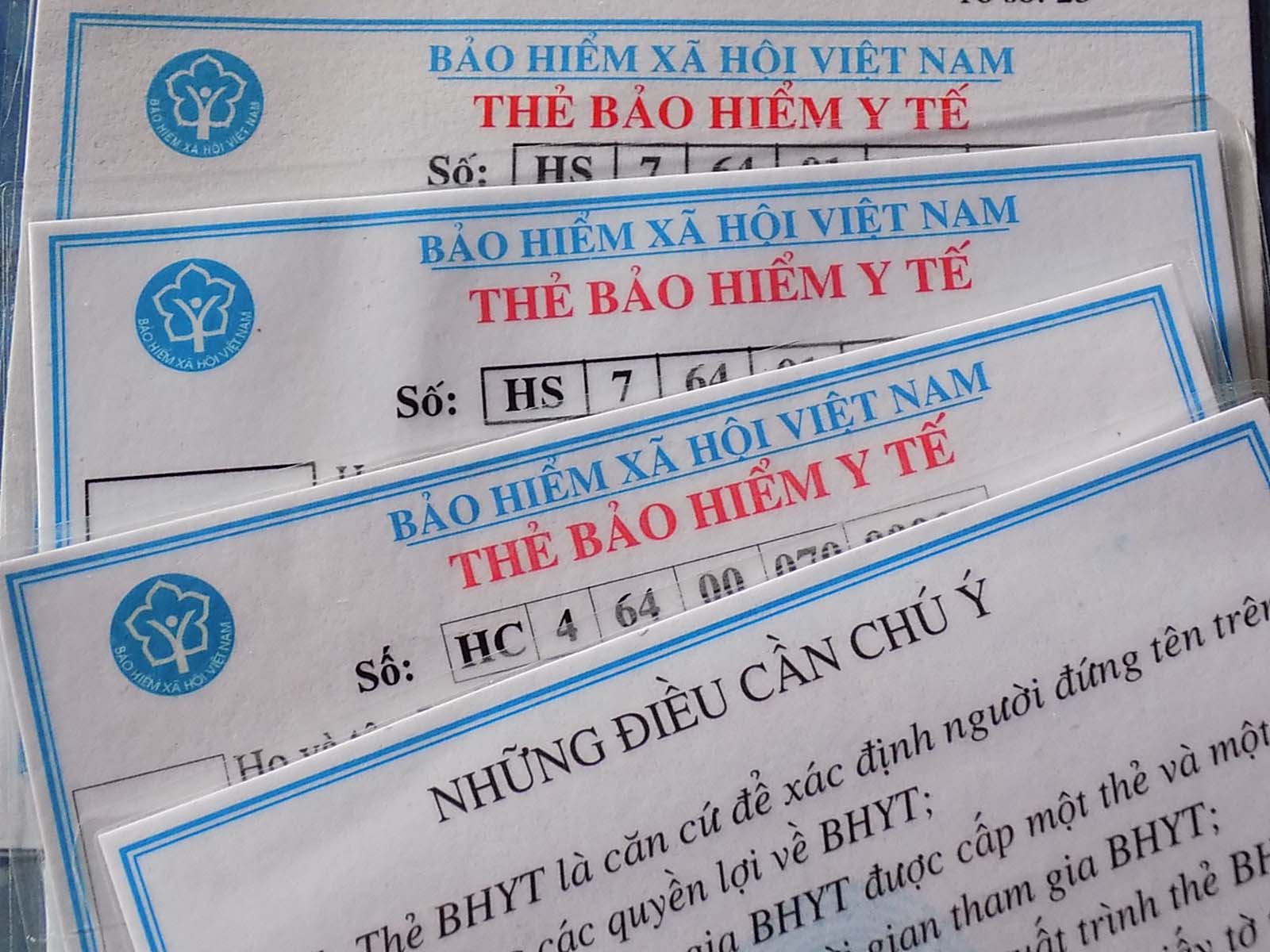 Các thành viên trong hộ gia đình quyết định tham gia bảo hiểm y tế với tư cách hộ gia đình trong năm tài chính sẽ bị khấu trừ...