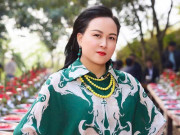 Thời trang - Phượng Chanel diện set đồ 300 triệu đồng mừng Giáng sinh