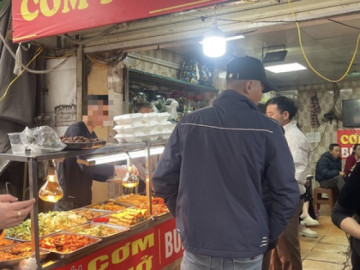 Diễn biến mới vụ quán cơm bình dân bị tố chặt chém suất cơm 100.000, bát phở 90.000 đồng