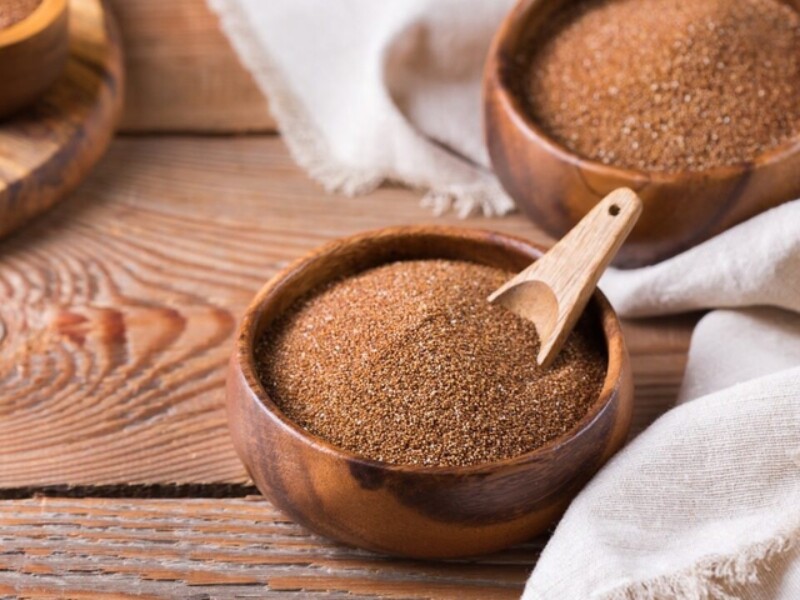 Teff là ngũ cốc truyền thống của Ethiopia, giàu protein và cung cấp canxi nhiều hơn hầu hết các loại ngũ cốc khác. 