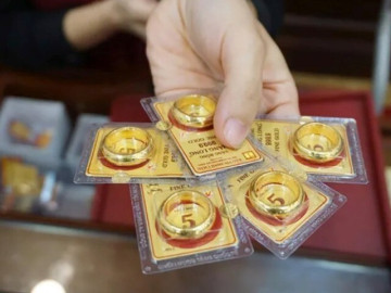 Tin tức 24h: Vàng nhẫn 9999 tăng 4 triệu đồng mỗi lượng sau 1 tuần, bạc cũng tăng sức hấp dẫn