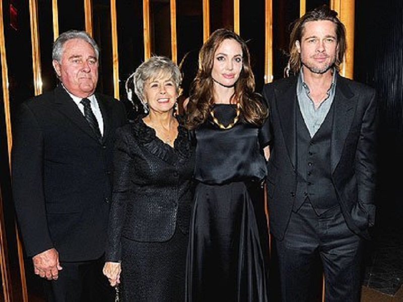 Mối quan hệ giữa bố mẹ Brad Pitt và Angelina Jolie từng rất tốt đẹp.