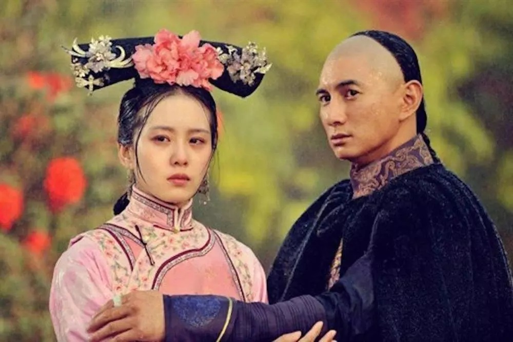 Ngô kỳ long và lưu thi thi nhiều lần bị nghi rạn nứt nay ly hôn nhưng chưa công bố để giữ hình ảnh - 3