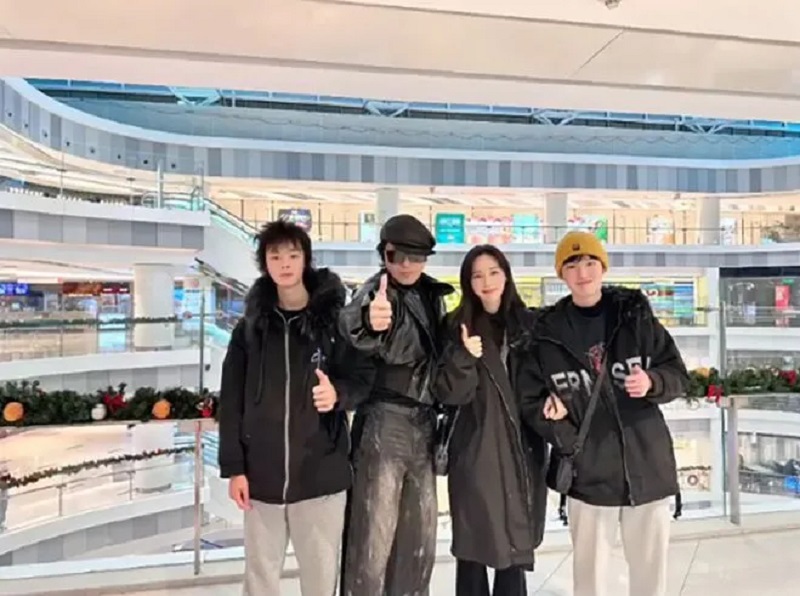 Dù đã ly hôn, Ngô Giai Ni vẫn giữ quan hệ tốt với chồng cũ.