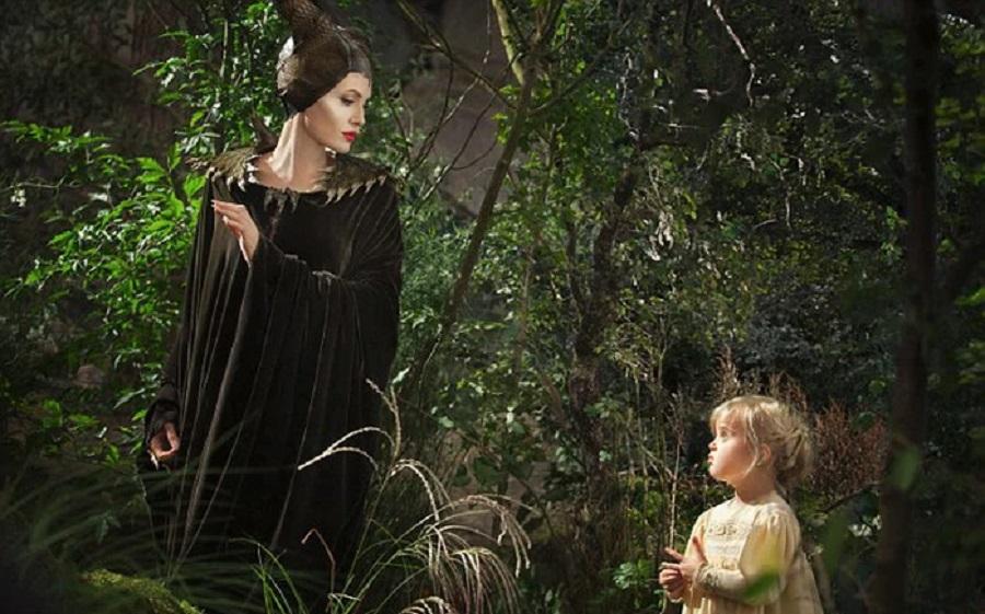 At the age of 5, Vivienne acted in movies with her mother.