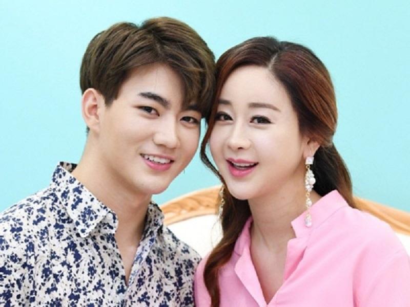 Ham So Won và chồng trẻ.