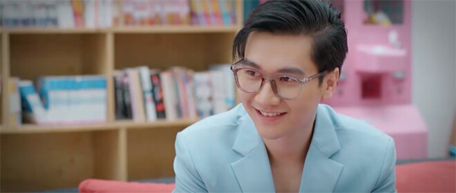 Công Tố gây ấn tượng với vai nha sĩ Việt Kiều thích khoe khoang.