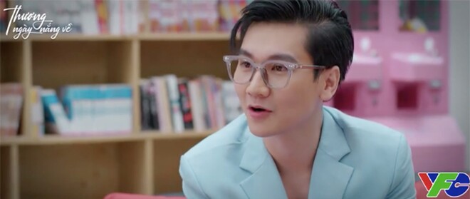 Công Tố đóng vai anh chàng hãm nhất phim Thương Ngày Nắng Về.