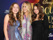 Cặp sinh đôi của sao nữ giàu nhất Sex and the City: 13 tuổi đã cao ngang mẹ, bị nói không tử tế với nhau