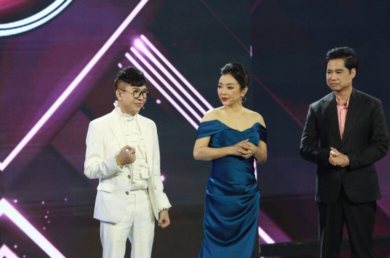 Bộ 3 giám khảo Ngọc Sơn, Long Nhật, Nguyễn Phương Anh. 