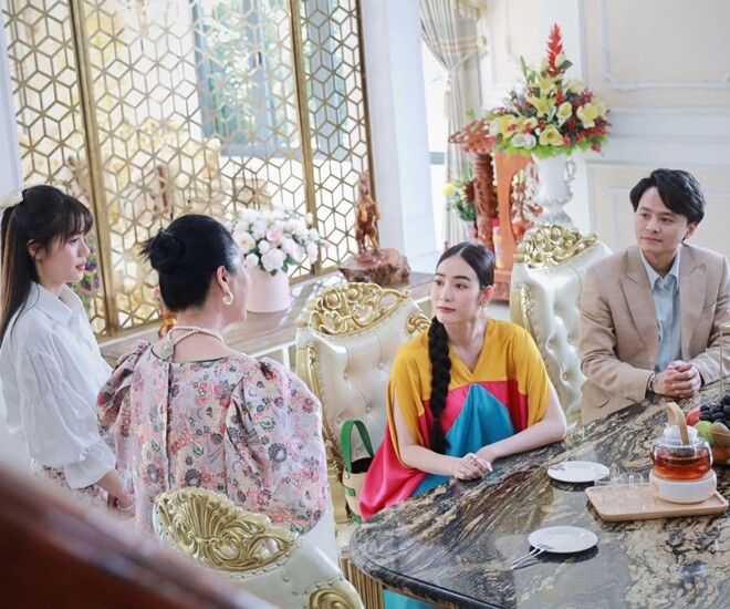 Kim Nhã vào vai vợ của nhân vật do Văn Anh hóa thân.