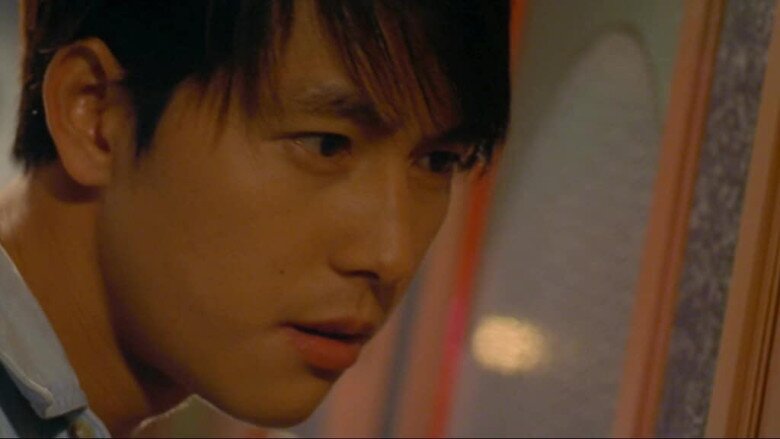 Vẻ điển trai ngày trẻ của Jung Woo Sung.