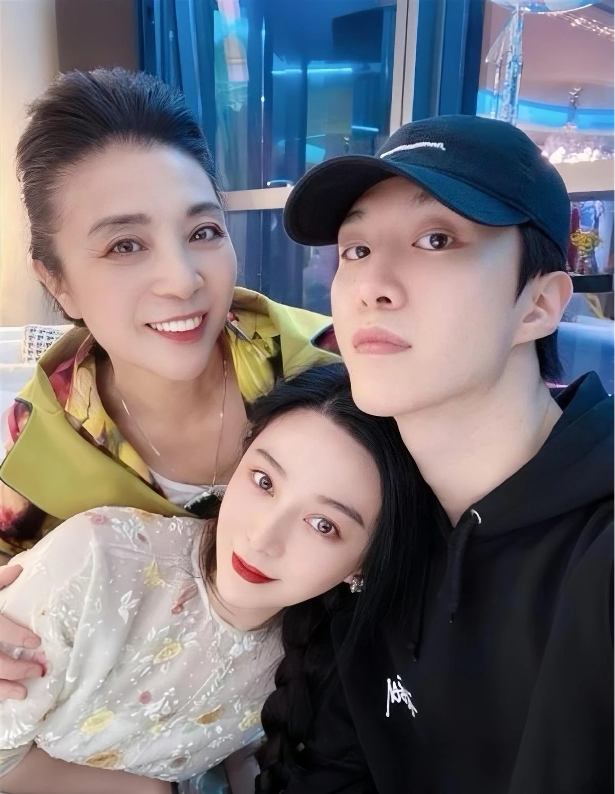 Không thể phủ nhận sự “o bế” của Phạm Băng Băng dành cho Phạm Thừa Thừa.