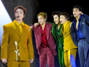 Giải trí - Negav chính thức tái xuất ở concert "Anh trai say hi" tại Hà Nội, bật khóc xin lỗi khán giả sau ồn ào