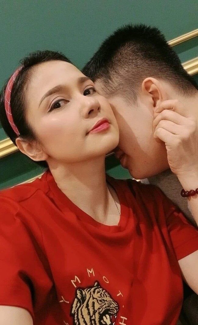 Nữ diễn viên quyết giấu mặt con sau nhiều năm làm mẹ đơn thân.