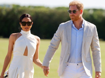 Harry - Meghan ở thế khó