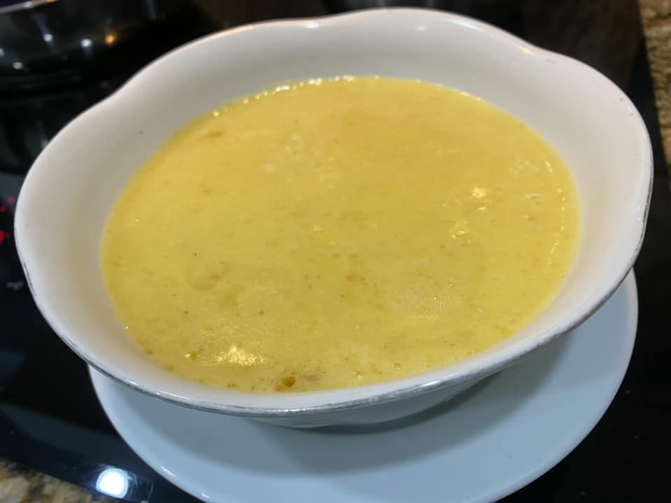 Cháo yến mạch, khoai tây, bí đỏ.