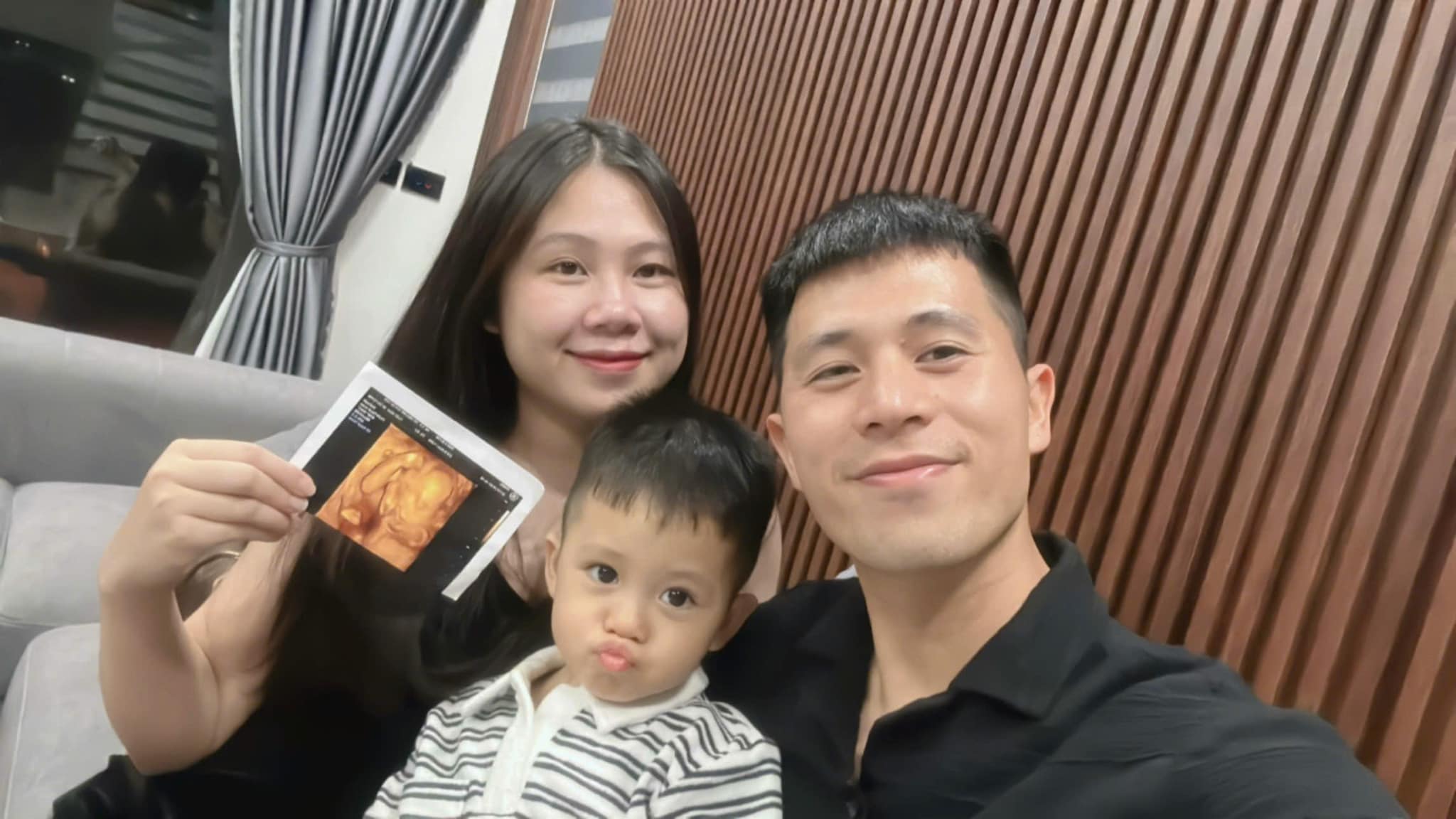 Cặp đôi đón tin vui mang thai lần 2 sau 2 năm về chung 1 nhà.