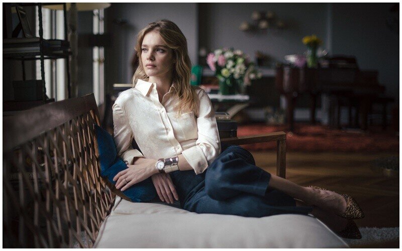 Natalia Vodianova hiện là phu nhân hào môn được nhiều người ngưỡng mộ và khâm phục. Cô vừa “giỏi việc nước” lại vừa “đảm việc nhà”. 
