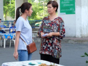 Bà bầu - Chăm con dâu hết cữ, lúc về được con bé dúi cho gói bánh đi đường, mở ra thấy thứ bên trong tôi chết lặng