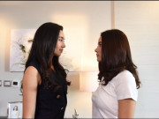 Yêu - Lén lút biếu tiền bố, em chồng bắt được mách với mẹ chồng và cái kết bất ngờ