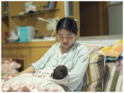 Bà bầu - Con dâu ở cữ mẹ chồng không cho ra khỏi nhà, cô âm thầm đi theo và biết được sự thật đắng ngắt