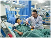 Bà bầu - Bà bầu đột ngột chảy máu, kết quả khiến bác sĩ sốc nặng, thai đơn bỗng trở thành thai đôi