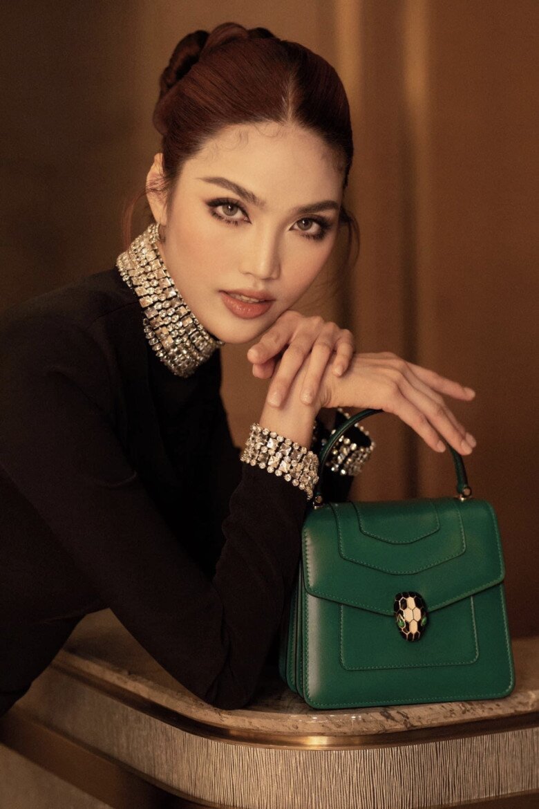 Hoa khôi 9X làm dâu gia tộc giàu có bậc nhất Việt Nam, đi đâu cũng amp;#34;dátamp;#34; hàng hiệu chuẩn phú bà - 16